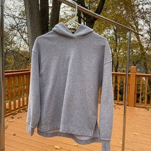 uniqlo grey hoodie